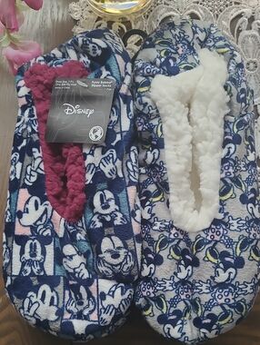 Disney Ladies Fuzzy Mickey & Minnie Footies Slipper Socks in Navy, White, Pink
